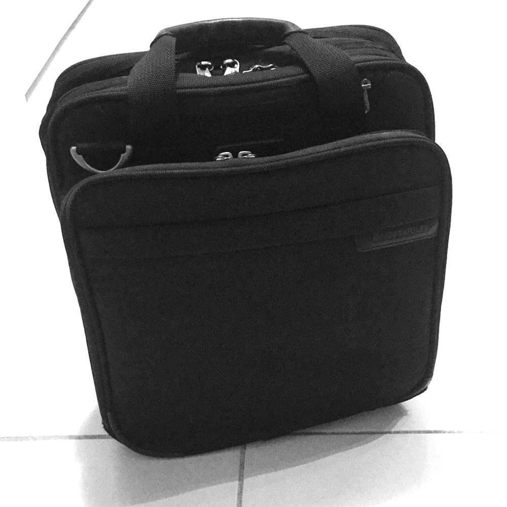 Briggs & Riley Travelware Black Laptop Travel Bag